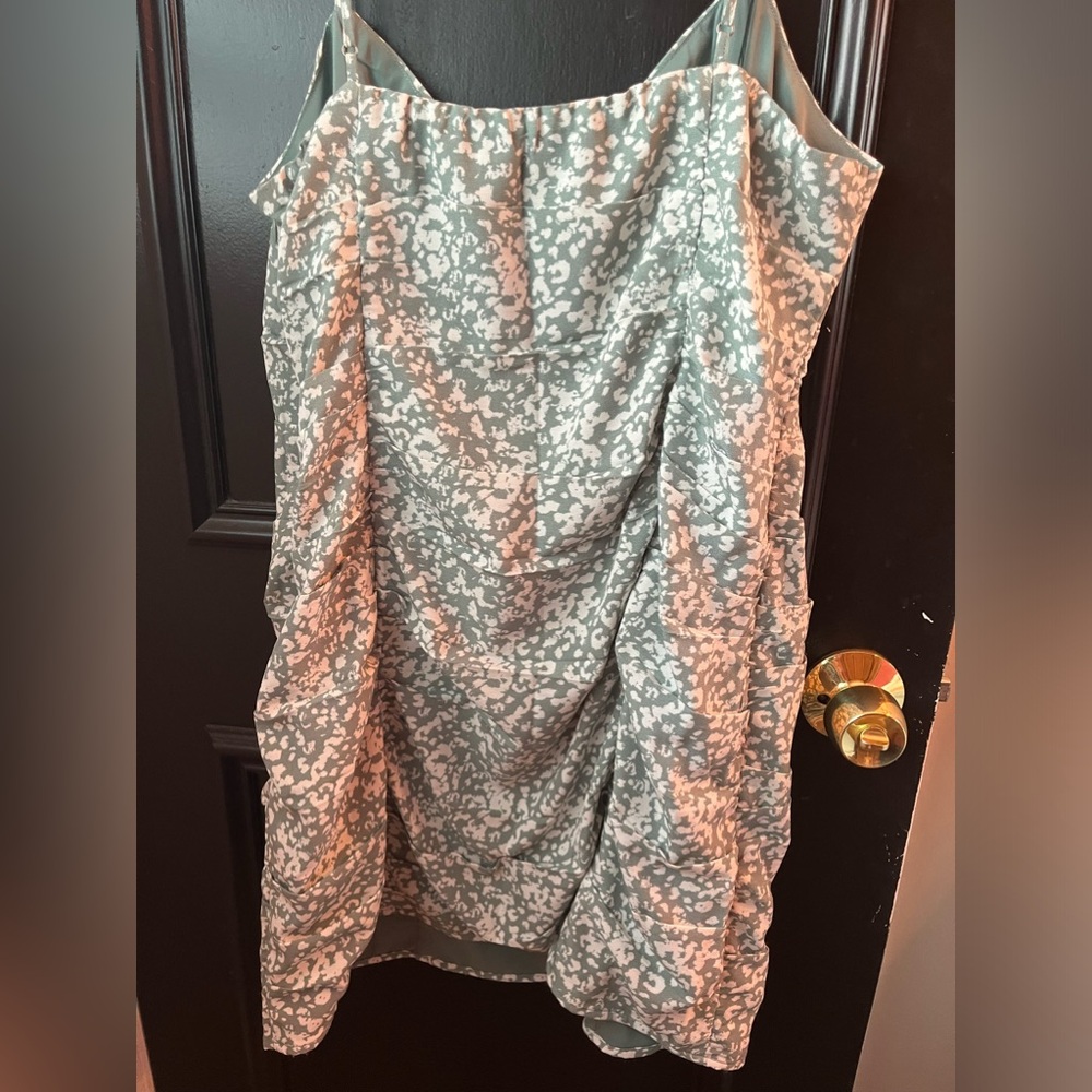 Abercrombie dress - Picture 2 of 5